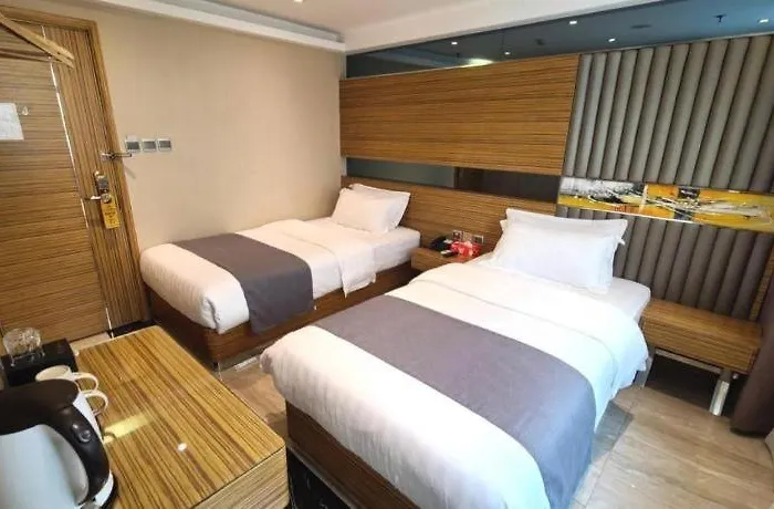 Hong Thai Hotel 2*